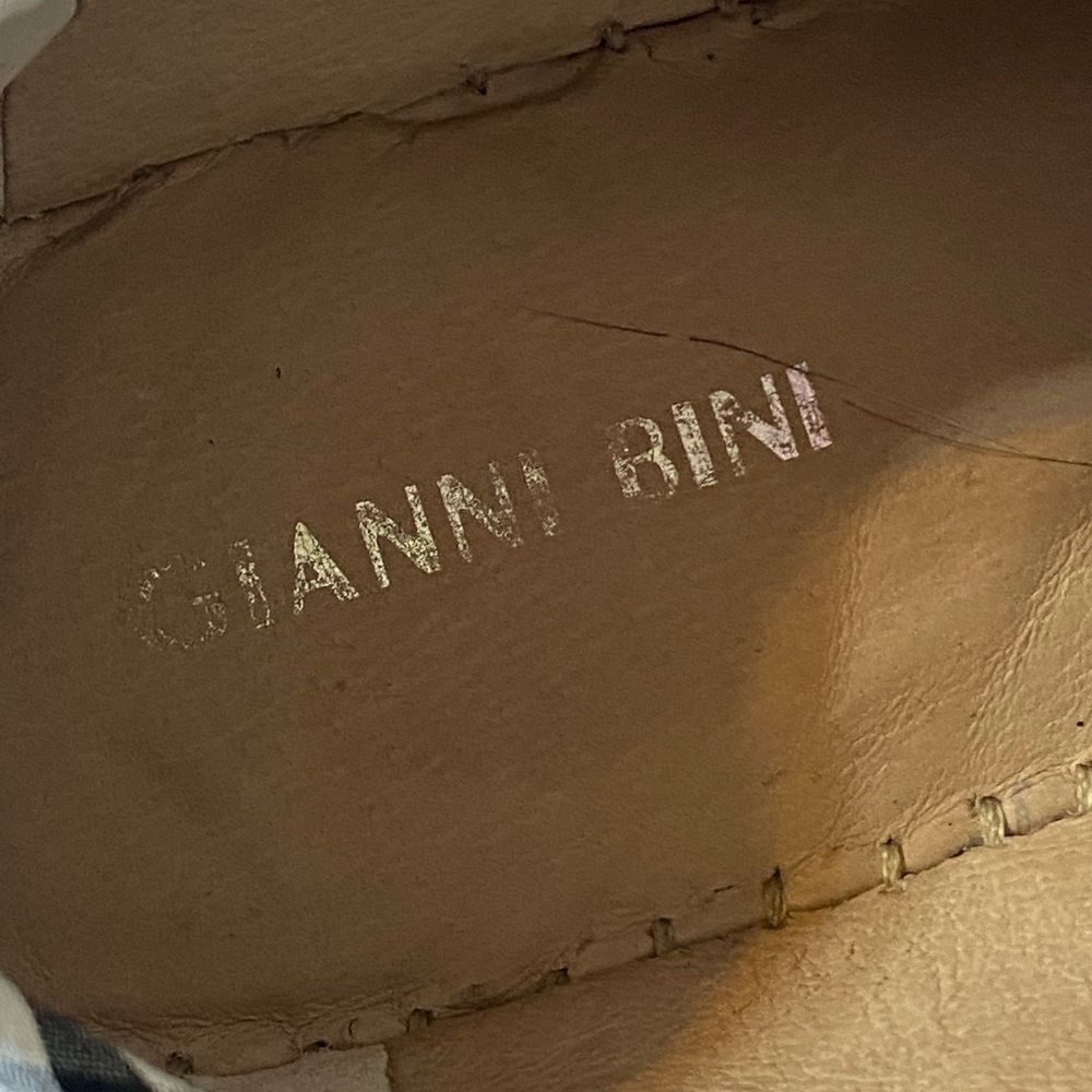 Gianni Bini Dunnigan Ginghan Espadrilles Shoes(6.5) - Picture 7 of 9